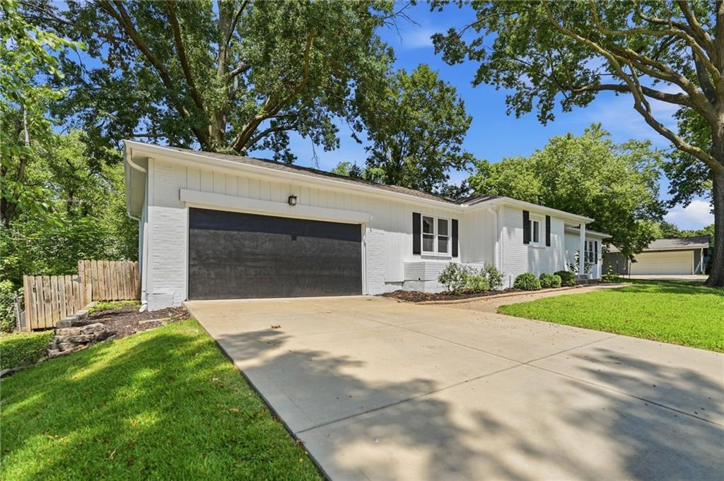 Photo of 3706 W 96th Street Overland Park KS 66206