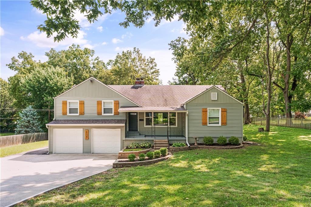 Photo of 6127 Terrydale Street Merriam KS 66202