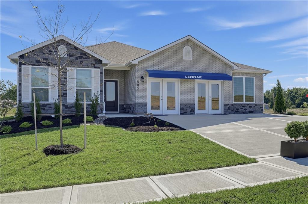 Photo of 505 SW Edgewood Meadows Drive Oak Grove MO 64075