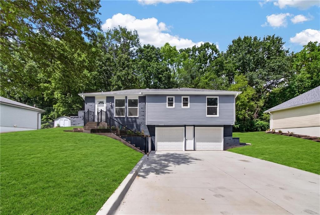Photo of 9310 NW 68th Street Parkville MO 64152