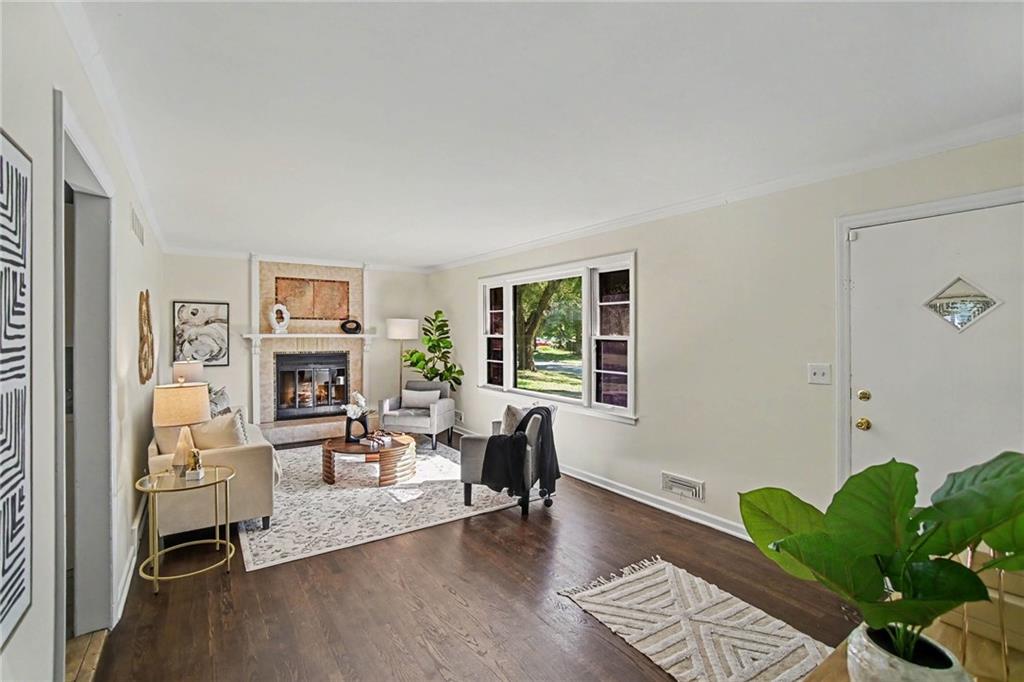 Photo of 5816 Oxford Avenue Raytown MO 64133