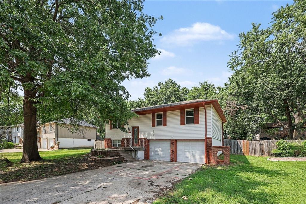 Photo of 1110 R D Mize Road Grain Valley MO 64029