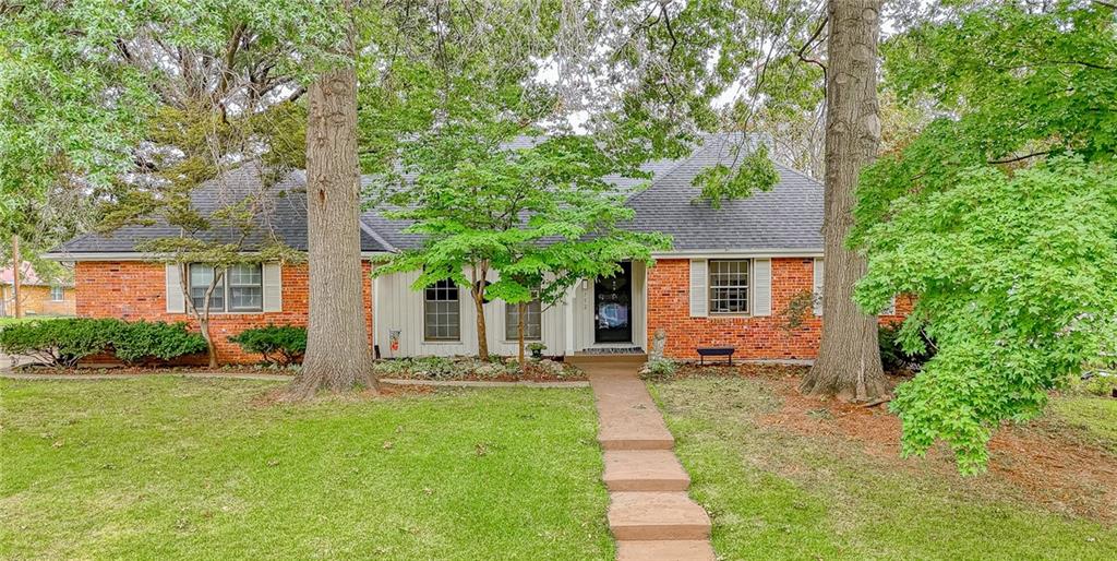 Photo of 712 NW 10 Street Blue Springs MO 64015