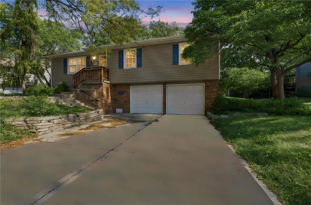 Photo of 106 N Cleveland Avenue Belton MO 64012