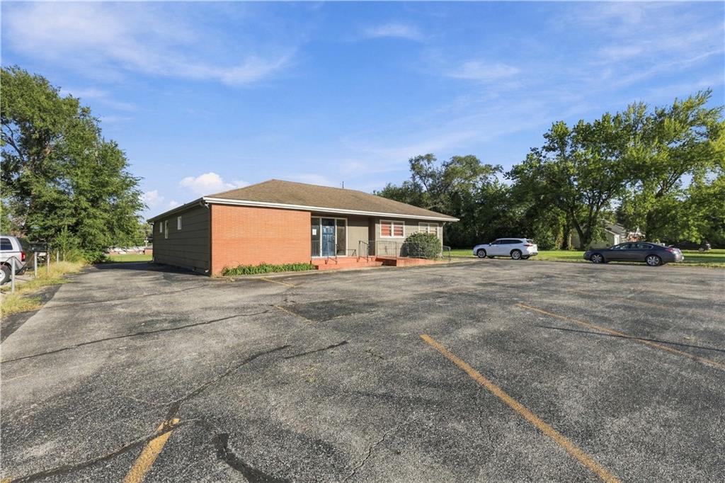 Photo of 12505 Grandview Road Grandview MO 64030