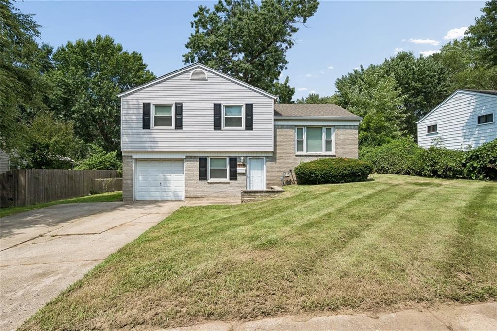 Photo of 16412 E 32nd Street Independence MO 64055