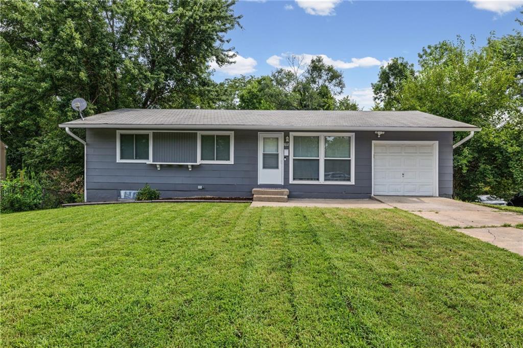 Photo of 7612 E 51st Terrace Kansas City MO 64129