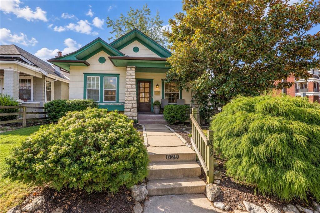 Photo of 829 W 40 Street Kansas City MO 64111
