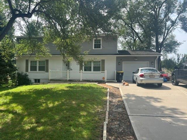 Photo of 109 NE 102 Terrace Kansas City MO 64155