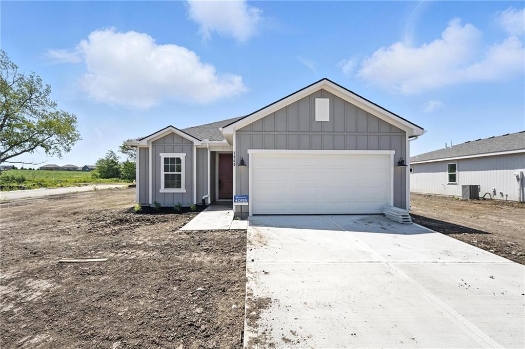 Photo of 20635 Skyview Lane Spring Hill KS 66083