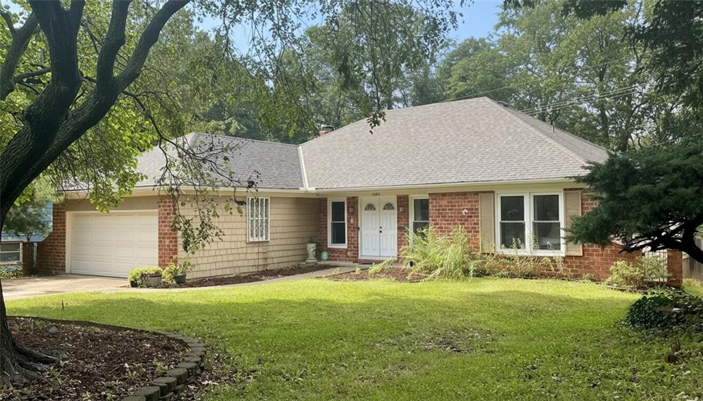 Photo of 10405 BALTIMORE Avenue Kansas City MO 64114