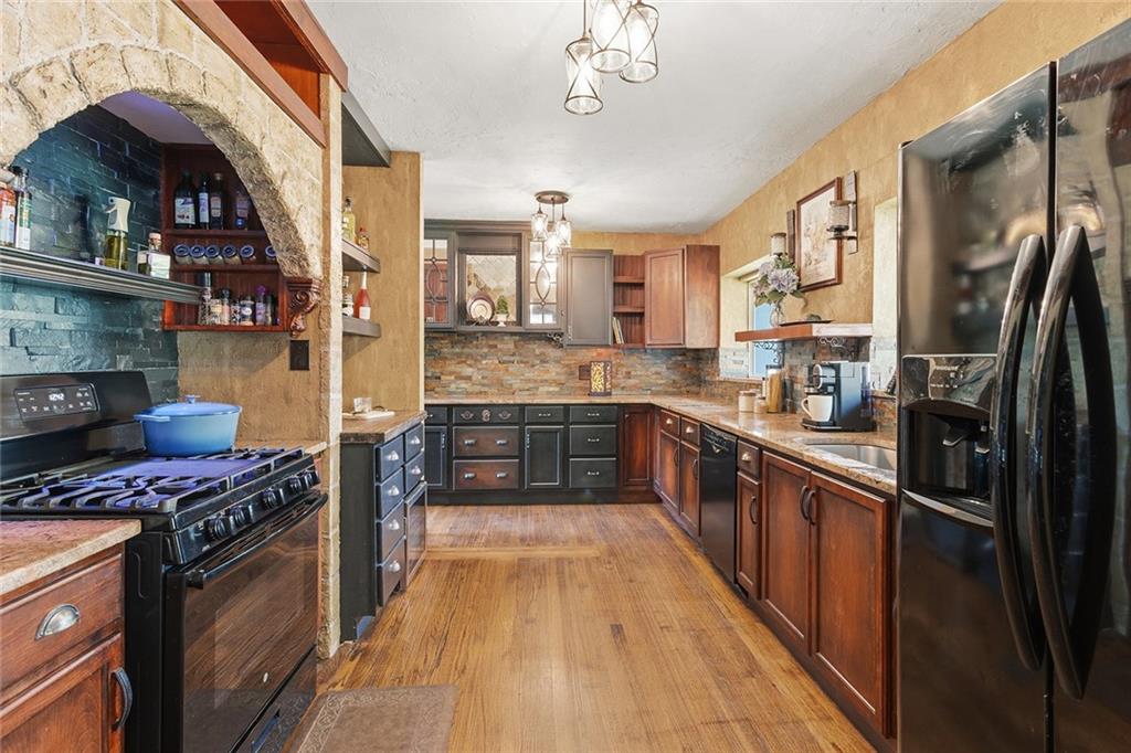 Photo of 5812 Elm Avenue Kansas City MO 64133