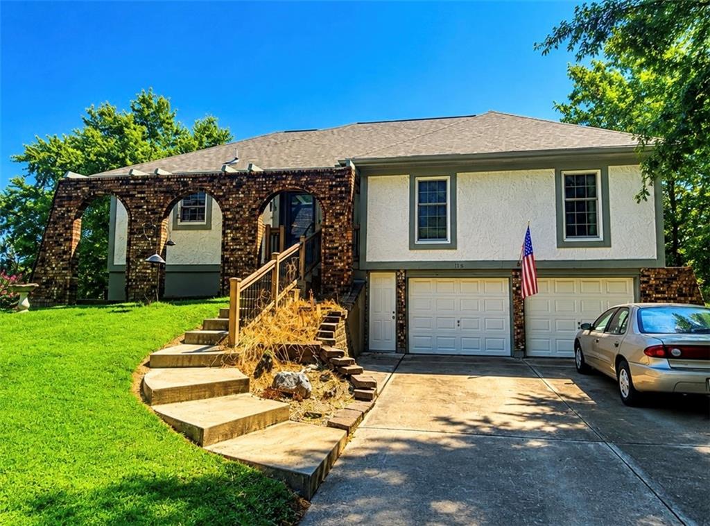 Photo of 705 Sivley Street Peculiar MO 64078