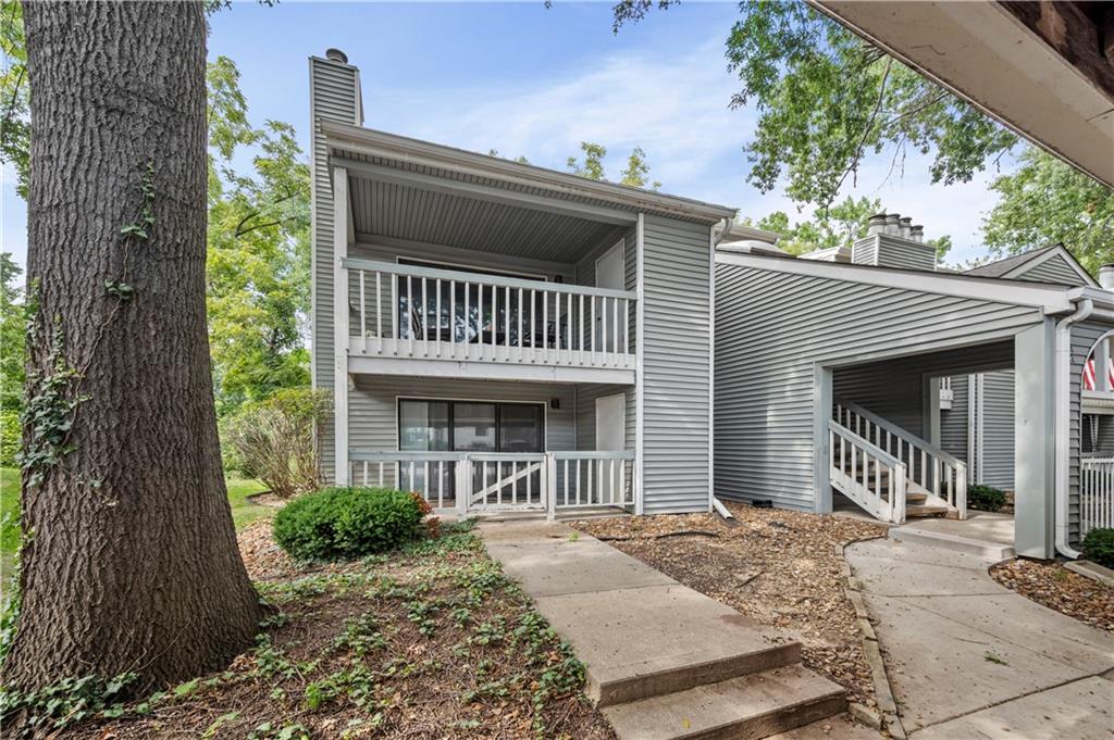 Photo of 8824 W 106th Terrace Overland Park KS 66212