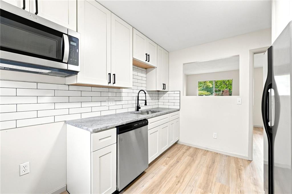Photo of 7913-15 Grandview Street Overland Park KS 66204