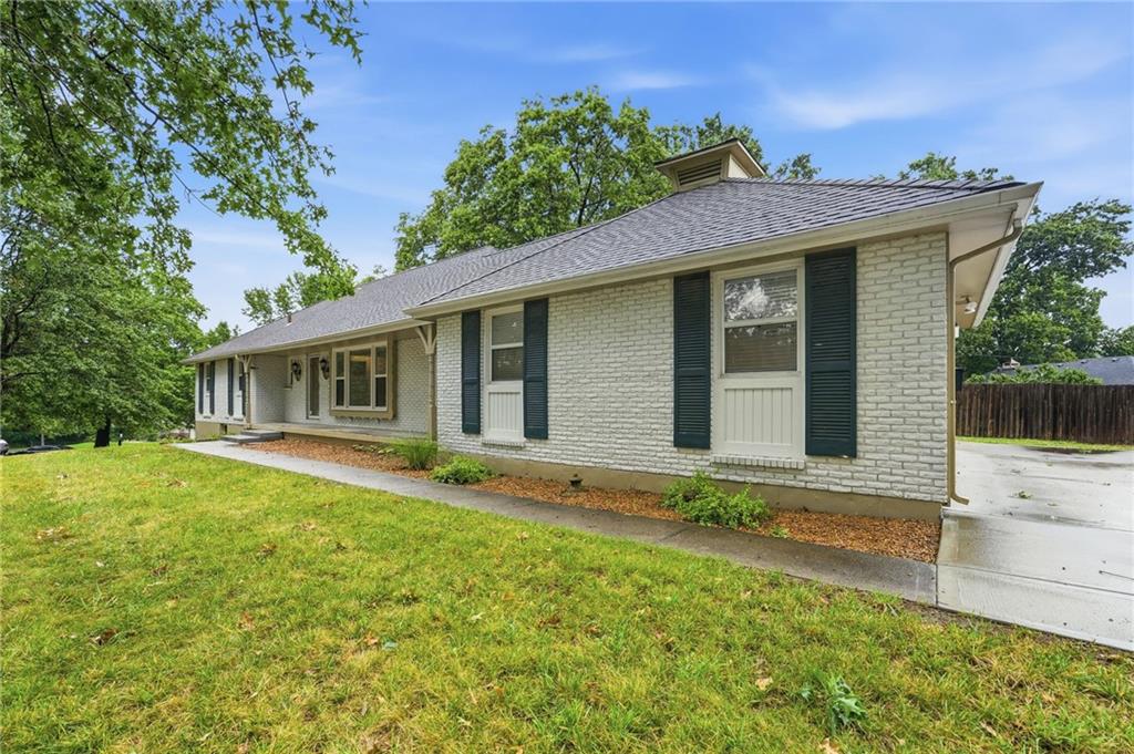 Photo of 6317 Sterling Avenue Raytown MO 64133