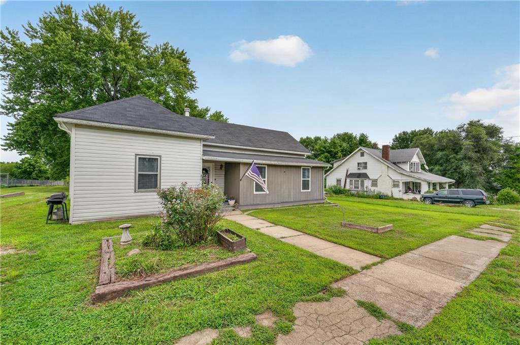 Photo of 212 W 3rd Street Rayville MO 64084