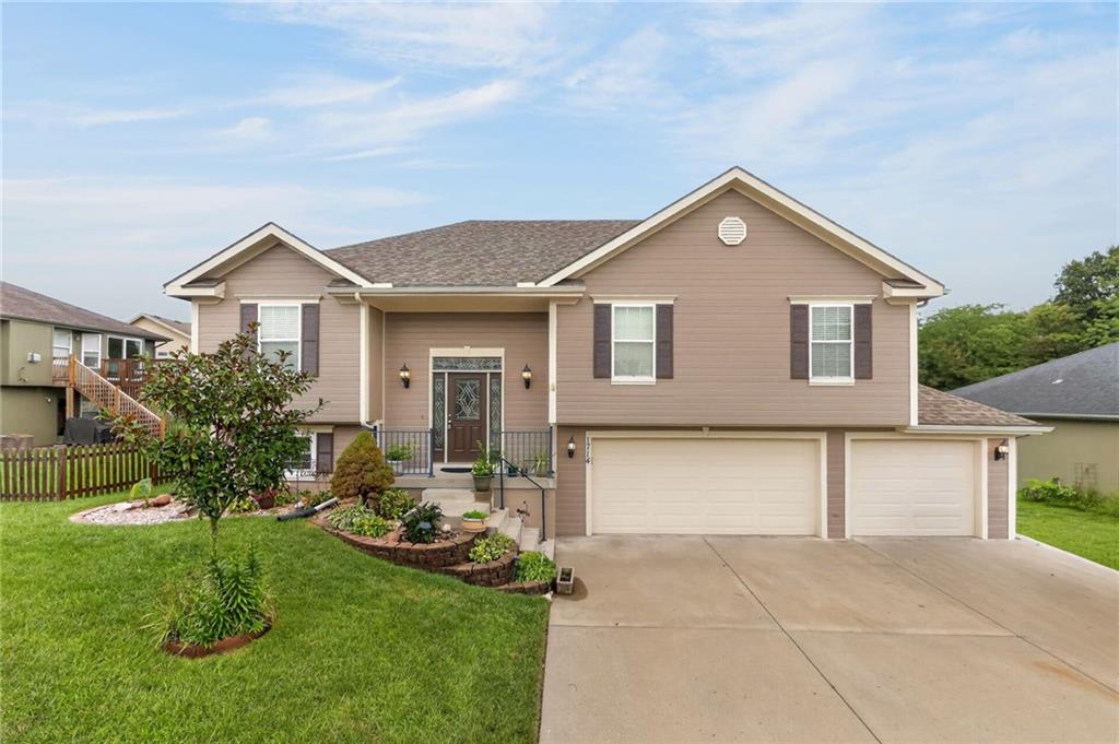 Photo of 1714 Brooke Court Kearney MO 64060