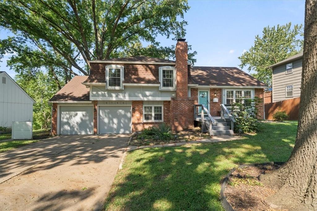 Photo of 9746 Eby Street Overland Park KS 66212