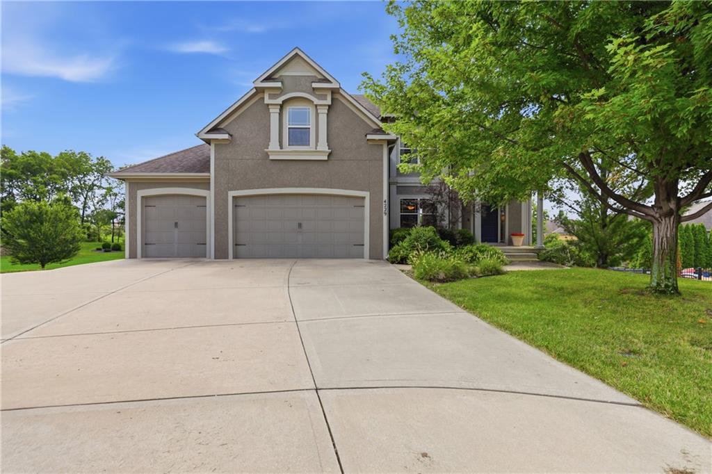 Photo of 4229 S White Sands Court Blue Springs MO 64015