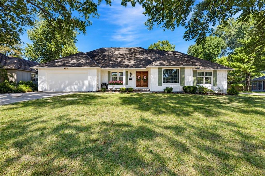 Photo of 5000 W 97th Terrace Overland Park KS 66207