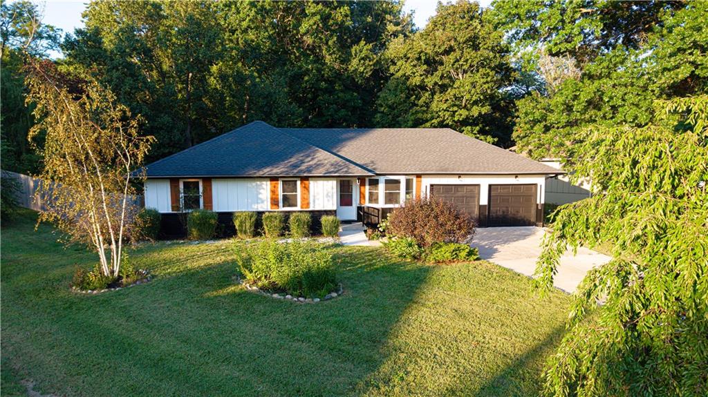 Photo of 2 E 127th Terrace Kansas City MO 64145