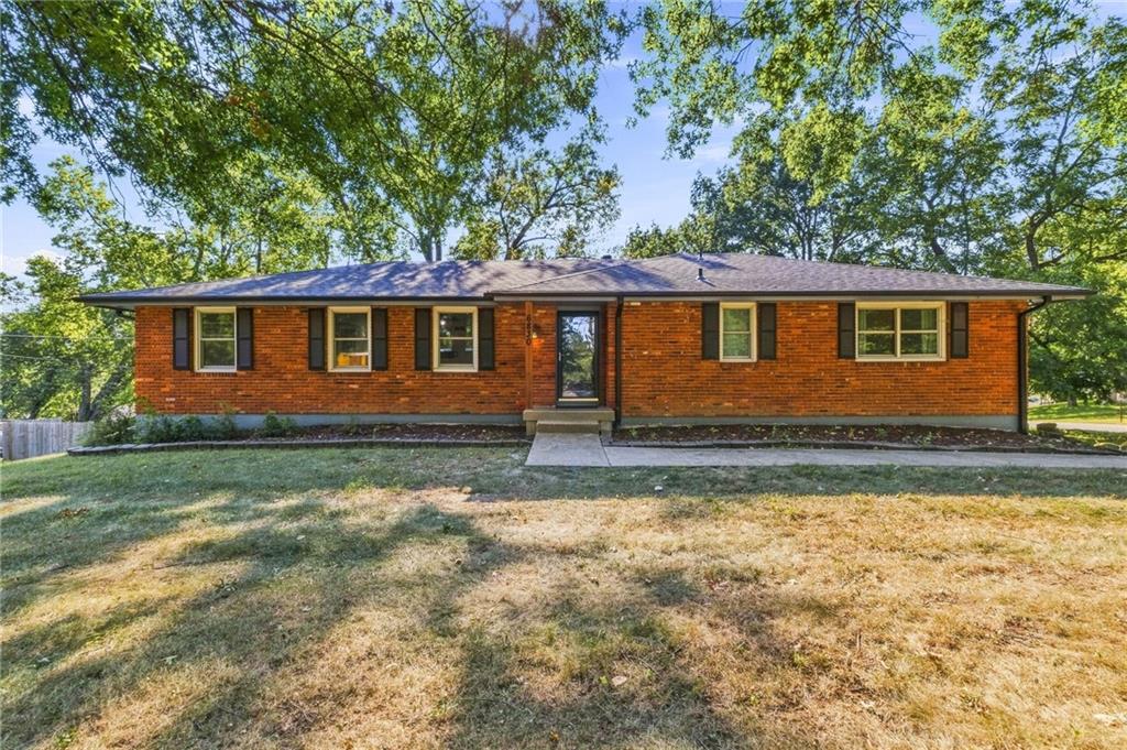Photo of 6830 NW Cross Road Parkville MO 64152