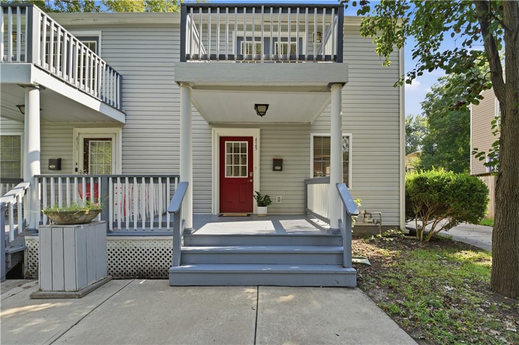 Photo of 429 E 63rd Terrace Kansas City MO 64110
