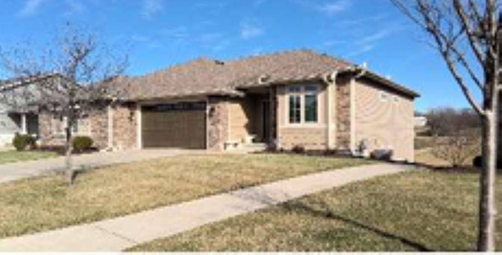 Photo of 341 N Parker Circle Lawrence KS 66049