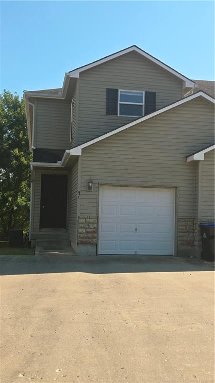 Photo of 425 Hawthorne Boulevard #4 Warrensburg MO 64093