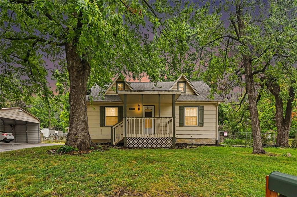 Photo of 2601 SE Wisconsin Avenue Topeka KS 66605