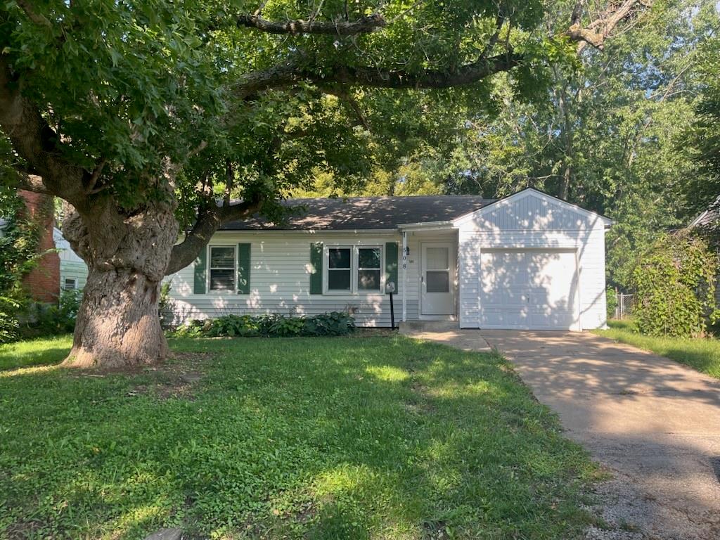 Photo of 508 SE Independence Avenue Lee's Summit MO 64063