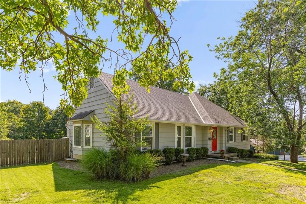 Photo of 10543 Monroe Avenue Kansas City MO 64137