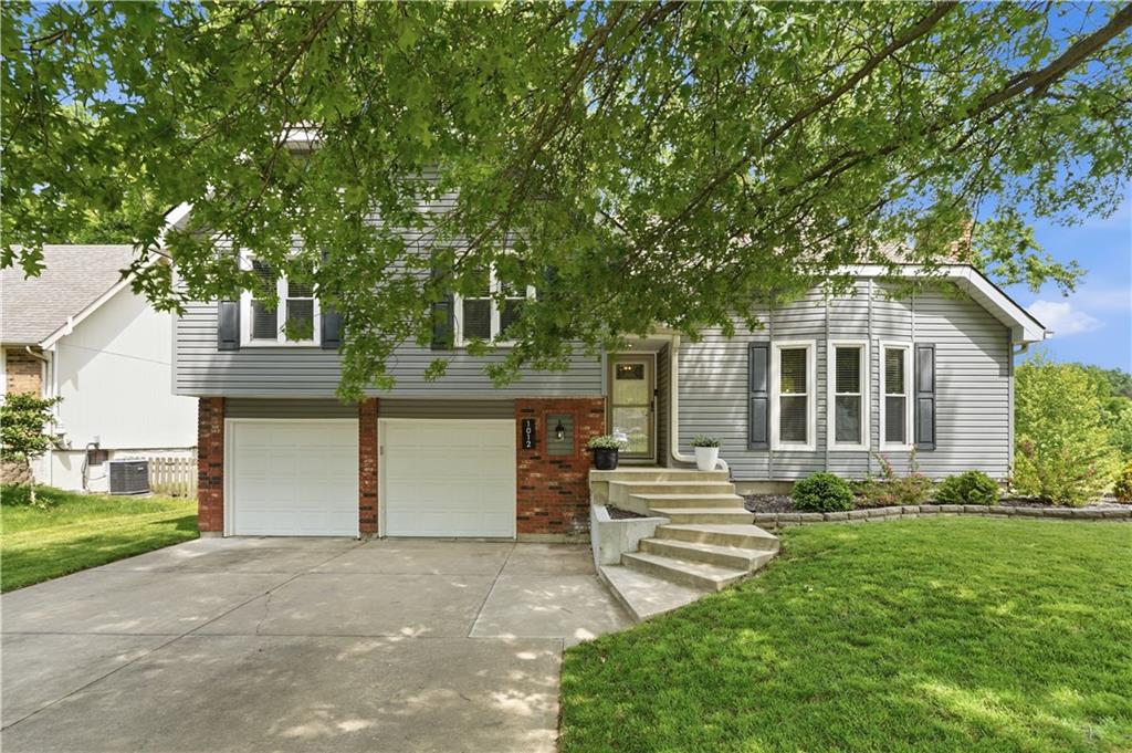 Photo of 1012 S Winterbrooke Drive Olathe KS 66062