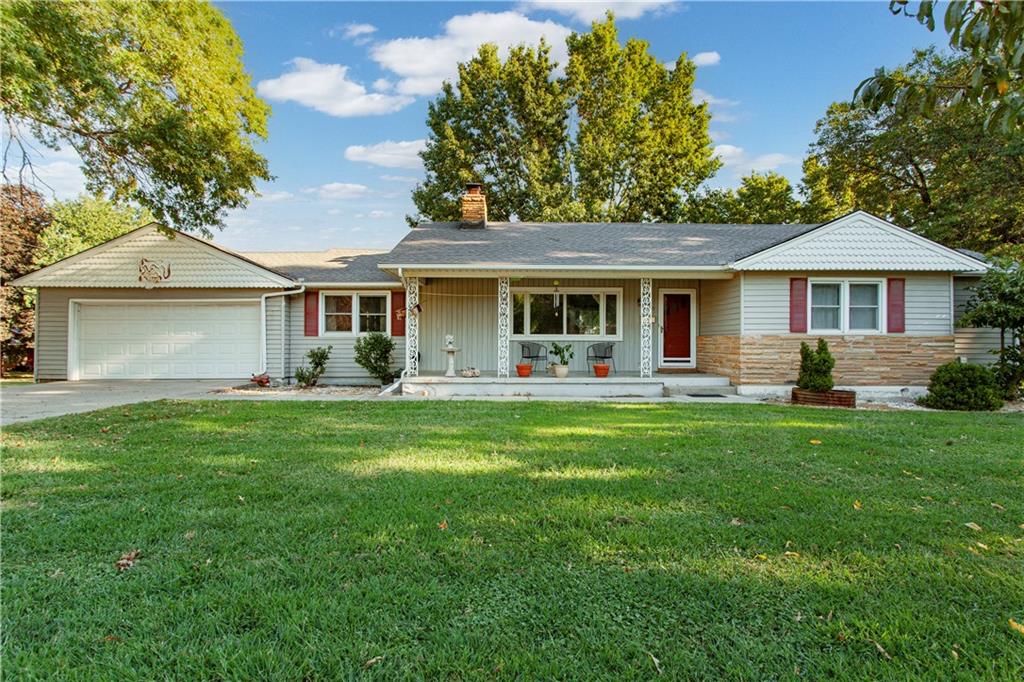 Photo of 2109 SW Walnut Street Blue Springs MO 64015