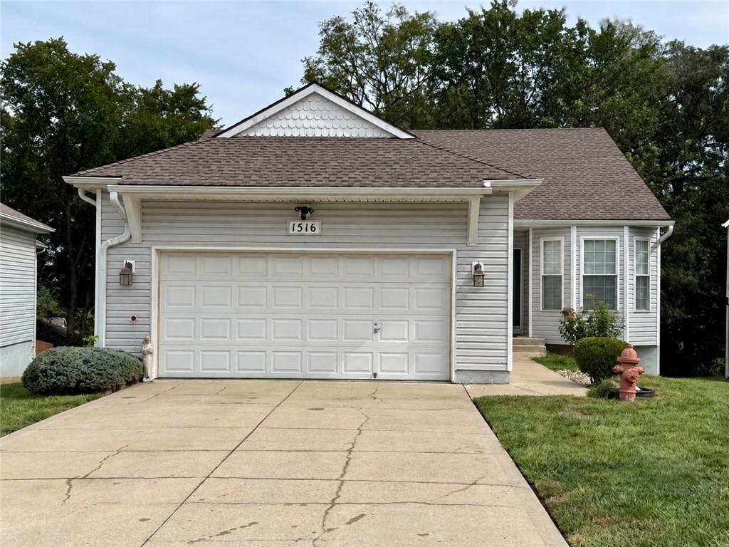 Photo of 1516 NW Primrose Lane Blue Springs MO 64015