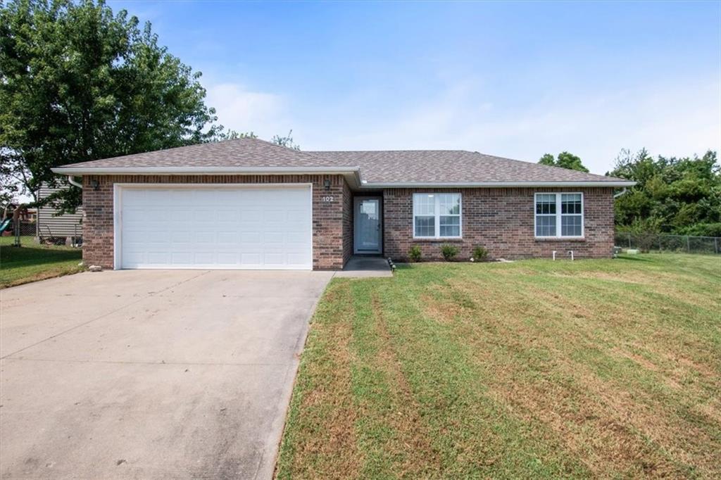 Photo of 102 Shady Lane Drive Warrensburg MO 64093