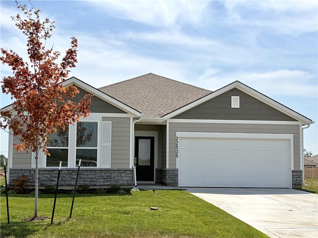 Photo of 22535 W 214th Street Spring Hill KS 66083