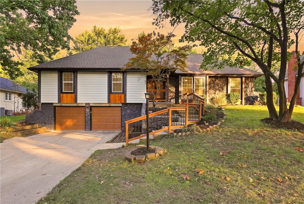 Photo of 8143 NW Beaman Drive Kansas City MO 64151