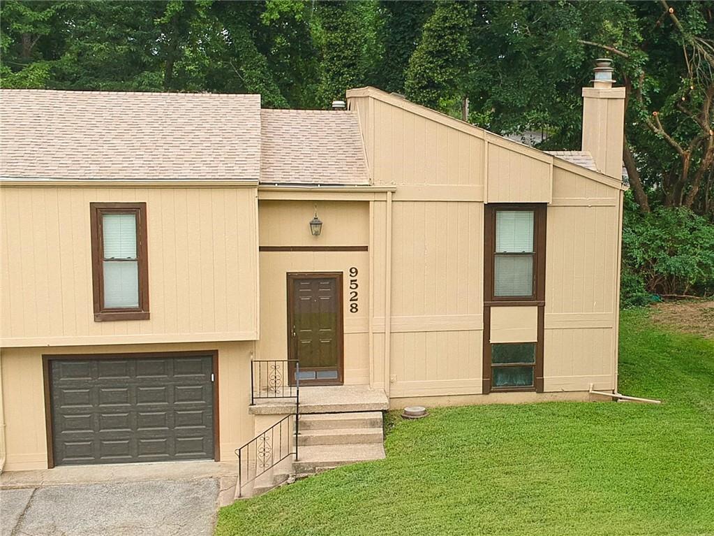 Photo of 9528 Manning Avenue Kansas City MO 64134