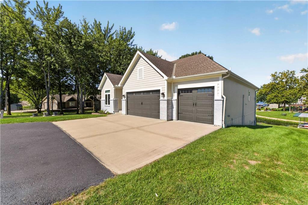 Photo of 148 Lake Viking Terrace Gallatin MO 64640