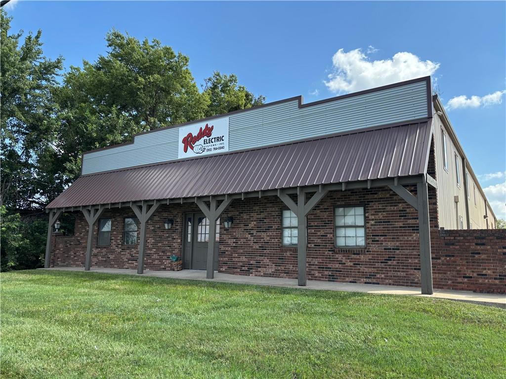 Photo of 15385 US 169 Highway Olathe KS 66062