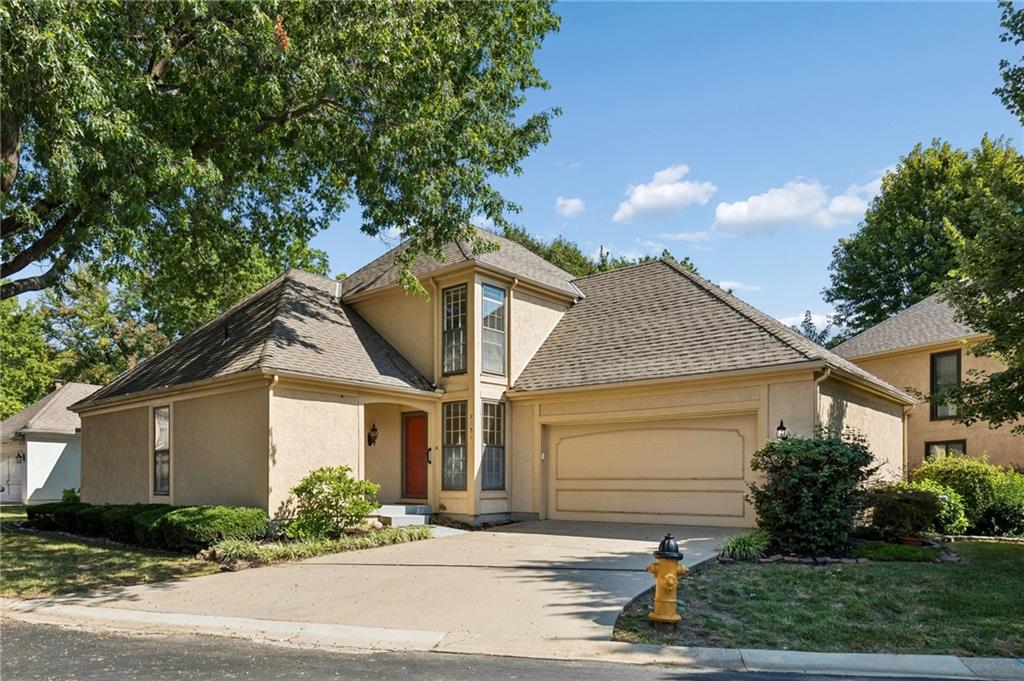 Photo of 9151 W 102nd Terrace Overland Park KS 66212