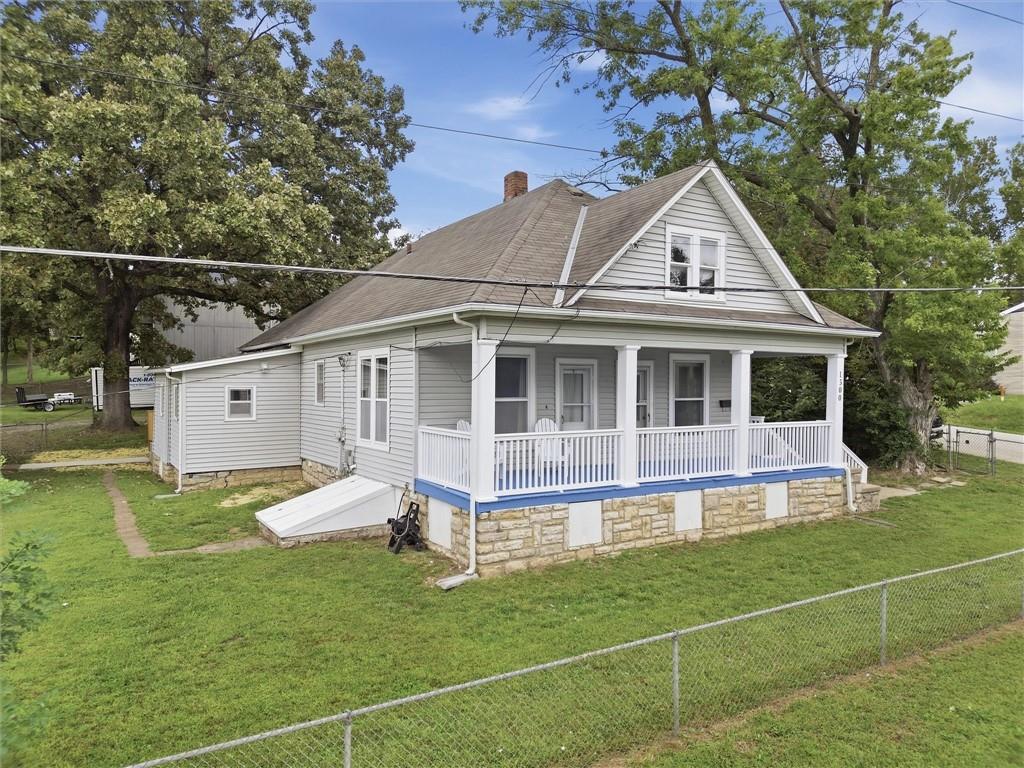 Photo of 1300 Kearney Road Excelsior Springs MO 64024