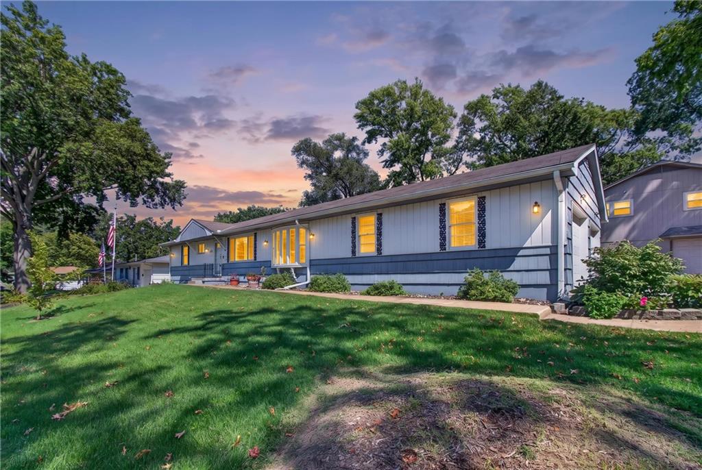 Photo of 11415 Myrtle Avenue Kansas City MO 64137