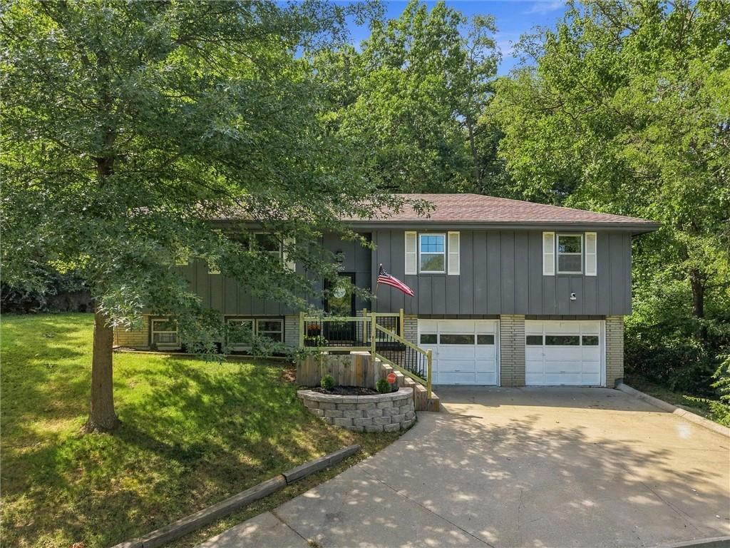 Photo of 1602 Westwood Drive Leavenworth KS 66048