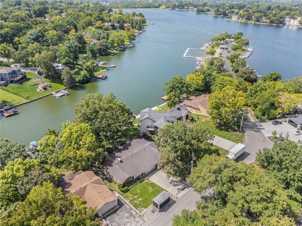 Photo of 9609 NW 77th Terrace Weatherby Lake MO 64152