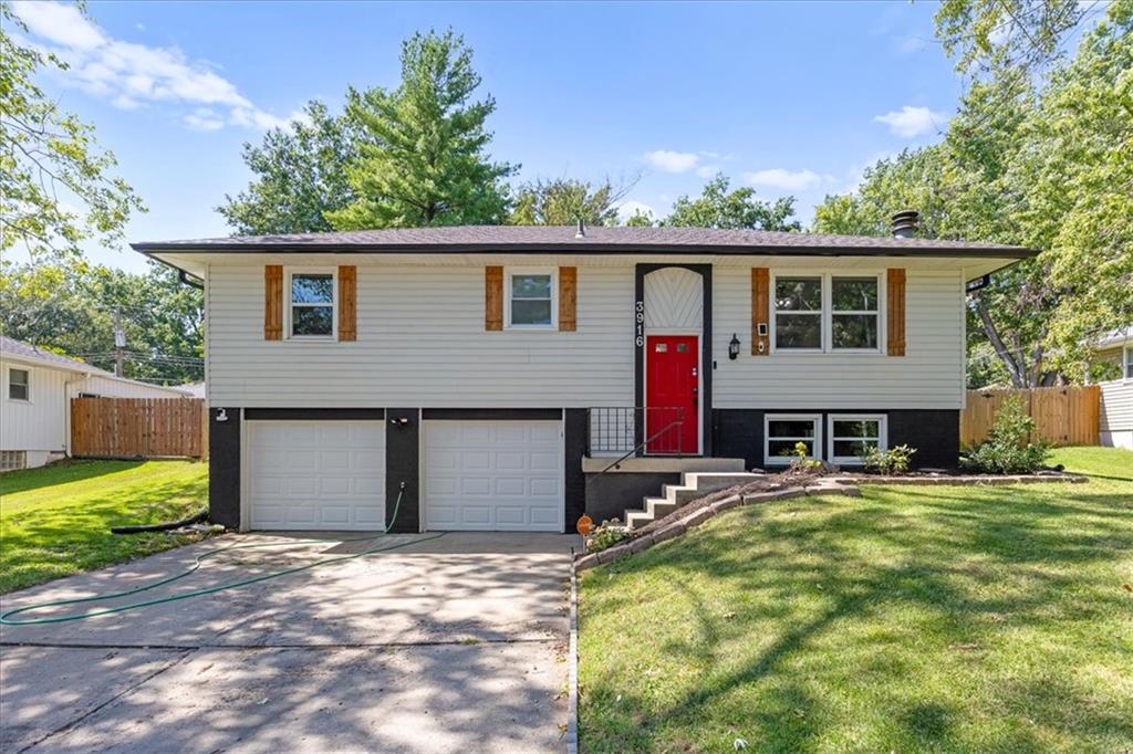 Photo of 3916 S Crackerneck Road Independence MO 64055