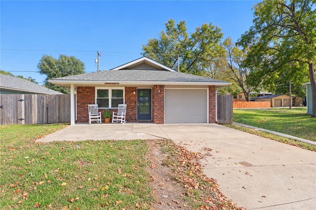 Photo of 1014 Locust Street Eudora KS 66025