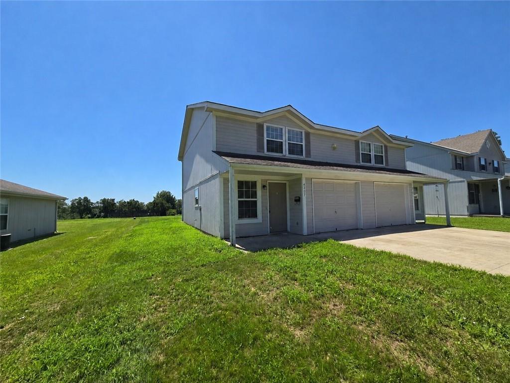 Photo of 4305-07 E 139th Street Grandview MO 64030